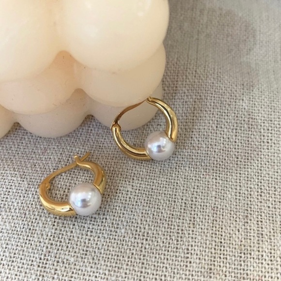 Jewelry - 18K Gold Plated White Pearl Hoop Earrings for Women,Pearl Earrings